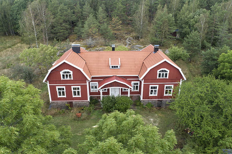 Old house renovated in Norrskata Korpo Byggtjänst